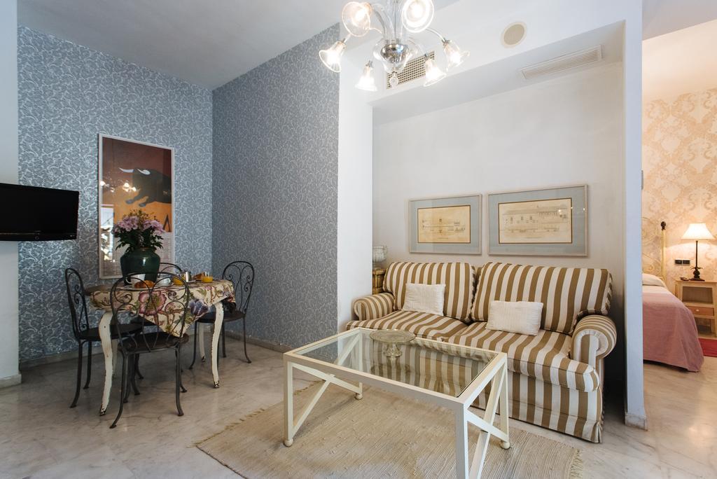 Singular Corral De San Jose Apartment Sevilla